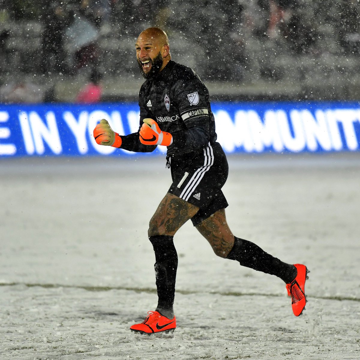 Conext sales 19 adidas